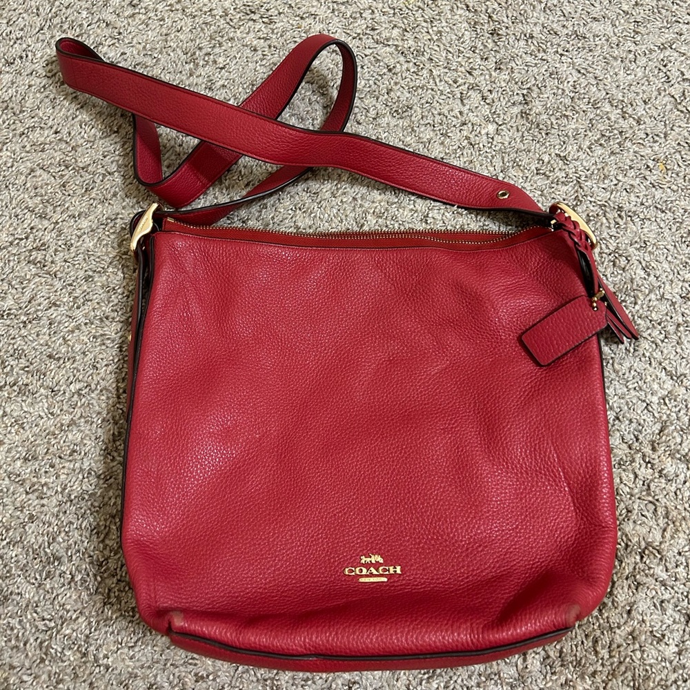 COACH Val Duffle Shoulder Duffle Bag Pebble Red Leather Travel Zip Top Lined